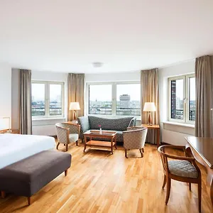 Hotel Lindner Frankfurt Main Plaza, Part Of Jdv By Hyatt, Frankfurt am Main